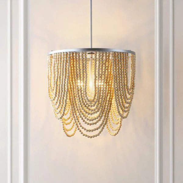 Chandeliers for Living Rooms to Create a Focal PointChandeliers for Living Rooms to Create a Focal PointSafavieh Bressi Chandelier - Silver
